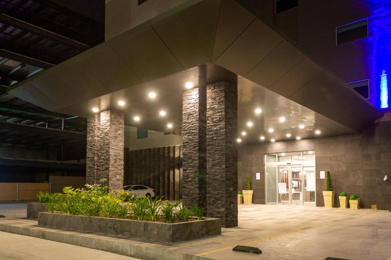 Holiday Inn Express & Suites - Tijuana Otay By Ihg Esterno foto