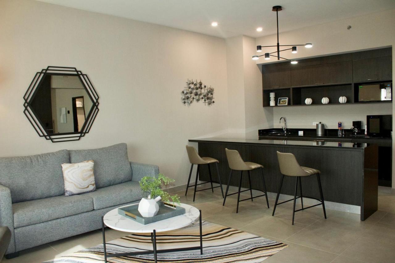 Holiday Inn Express & Suites - Tijuana Otay By Ihg Esterno foto